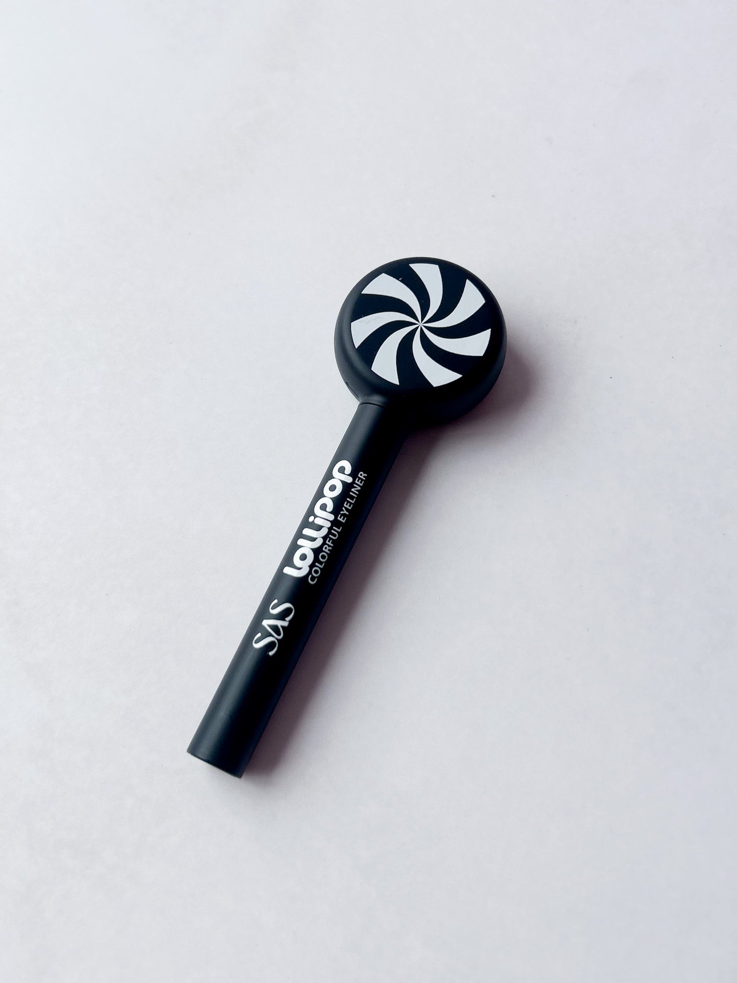 SAS - Delineador liquido negro LOLLIPOP